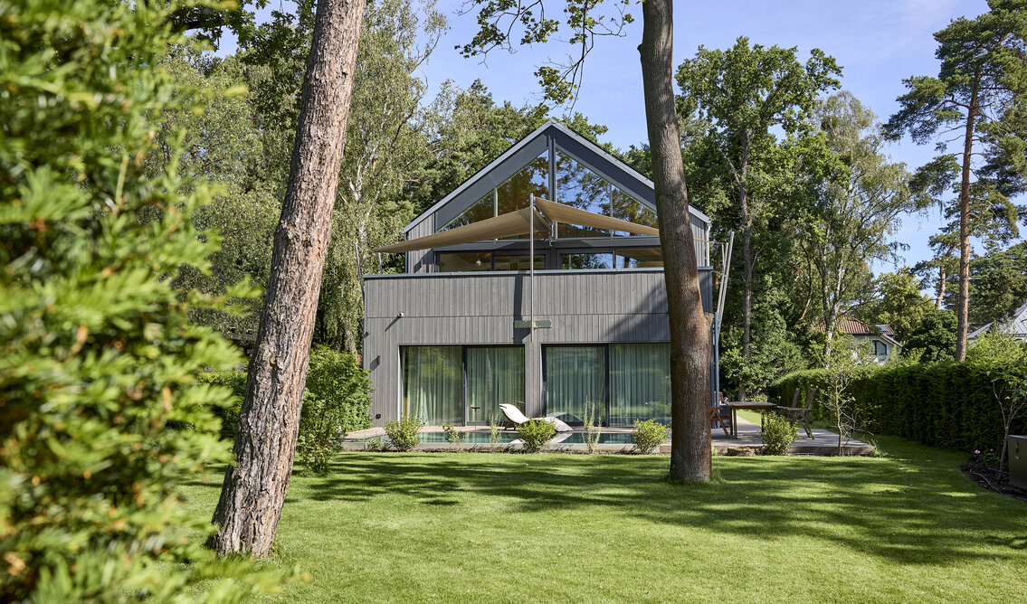 Jansen Aussenansicht Garten