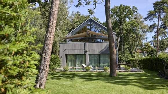 Jansen Aussenansicht Garten