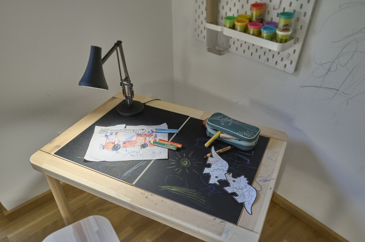 Baufritz_Stanek_Kinderzimmer_Schreibtisch.jpg