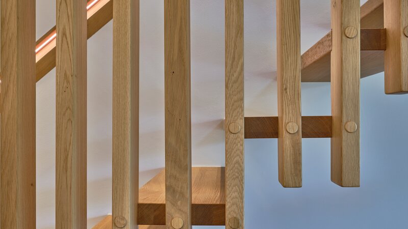 Baufritz_Bergmann_Treppe Detail2.jpg