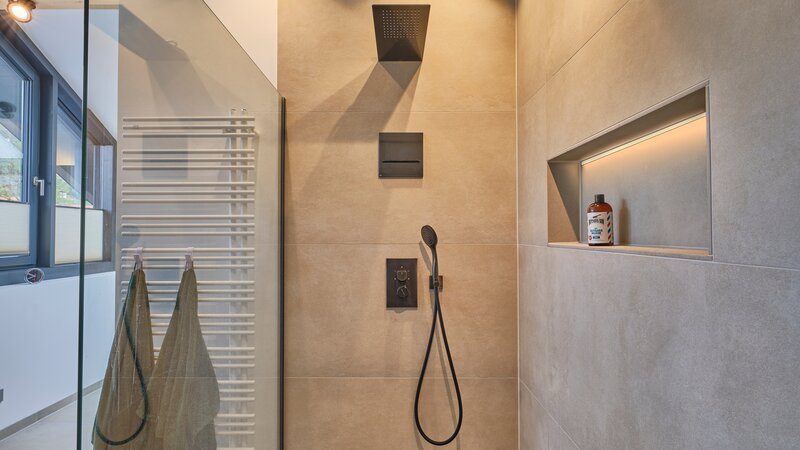 Baufritz_Bergmann_Dusche.jpg
