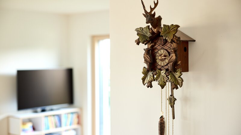 Baufritz_Berger Detail Uhr.jpg