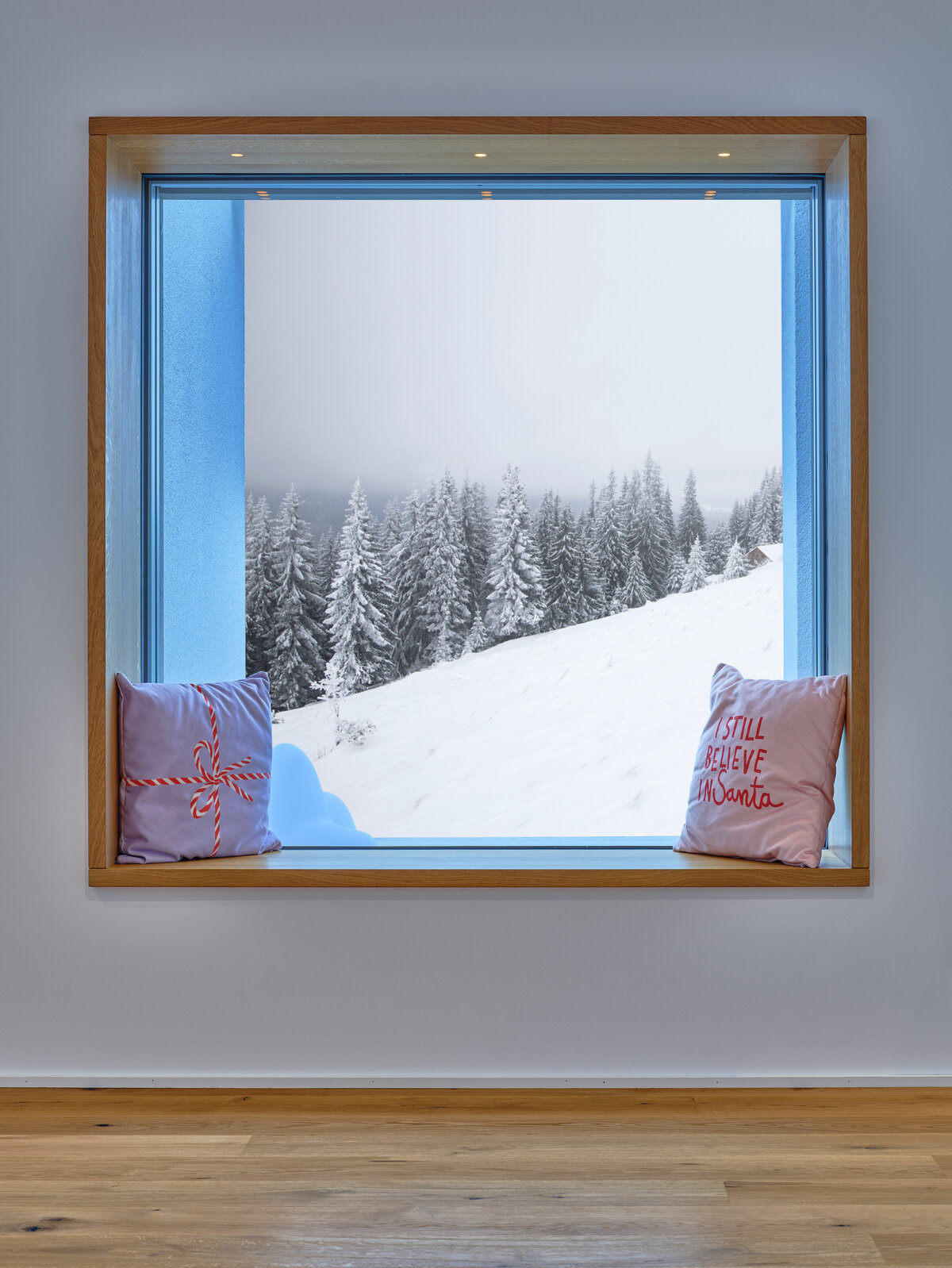 Baufritz_Lehmann_Sitzfenster_Winter2.jpg
