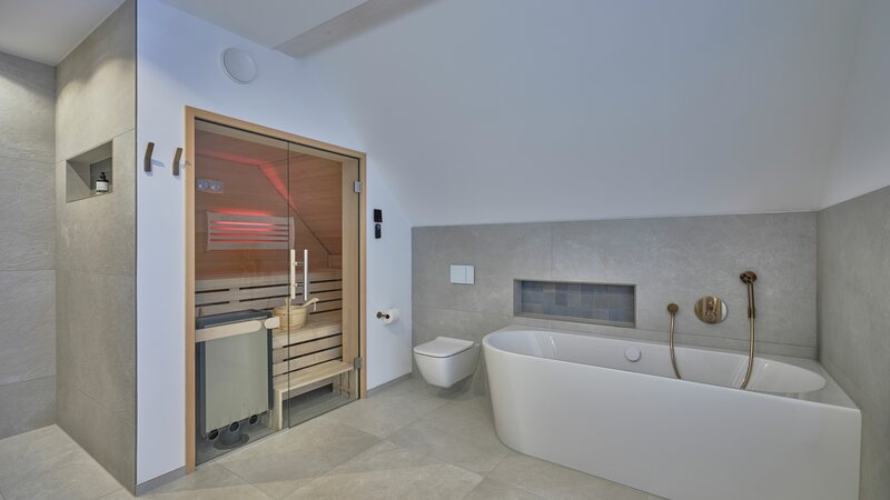Baufritz_Lehmann_Badezimmer_Sauna.jpg