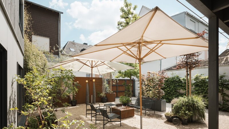 Baufritz_Stier_Innenhof3.jpg
