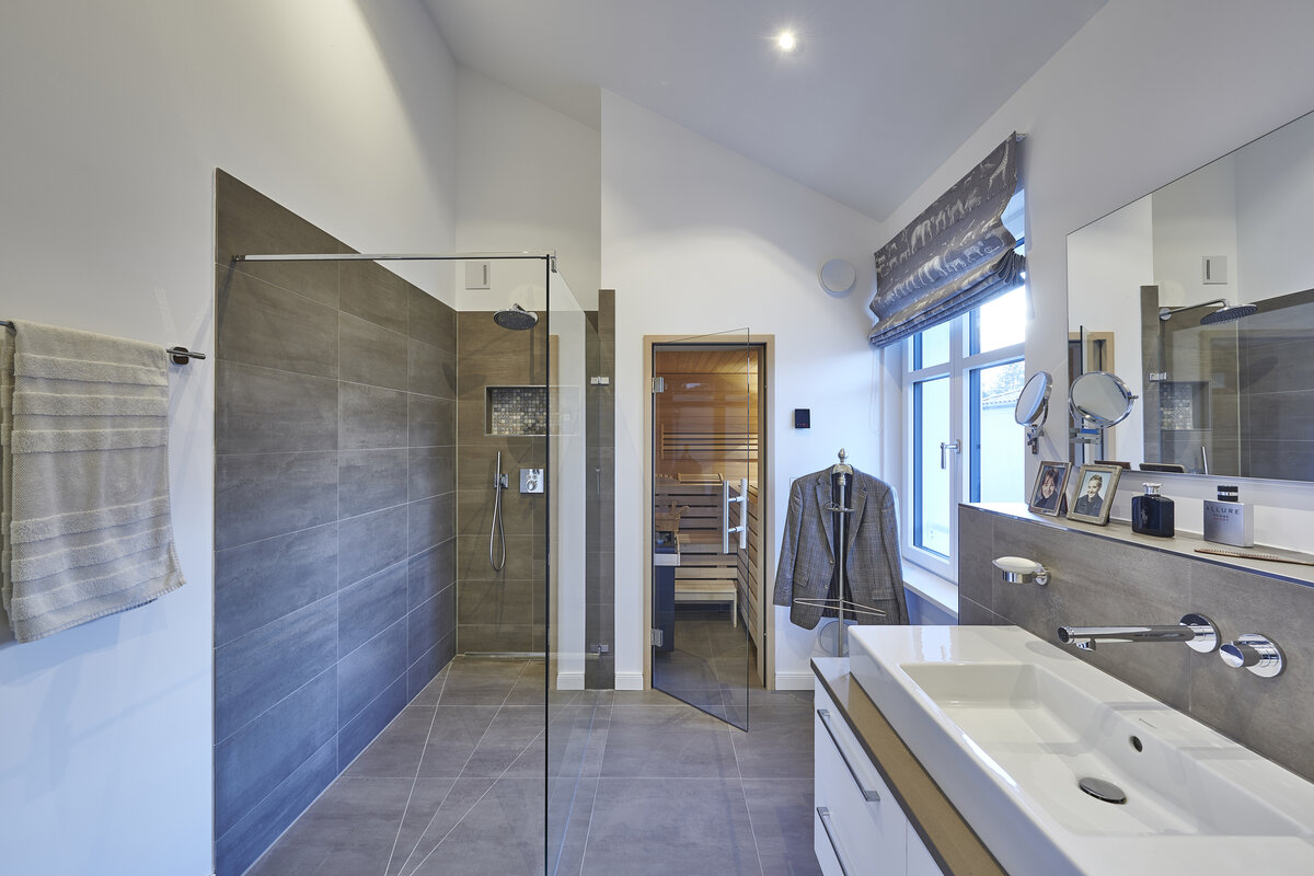 Baufritz_Fröhlich Badezimmer.jpg