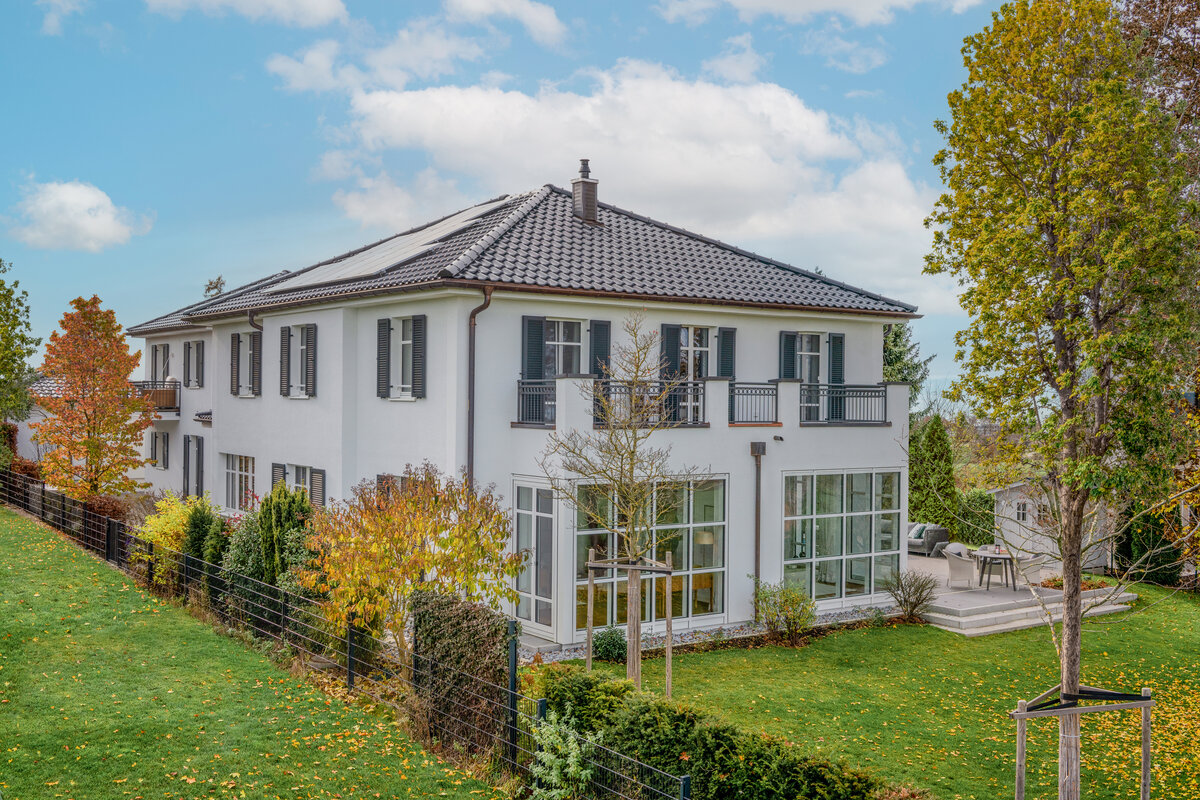 Baufritz_Fröhlich Aussenansicht7.jpg