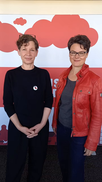 <p>Susanne Neutzling &amp; Astrid Barsuhn<br /><span>Bauhelden Media GmbH &amp; Co KG</span></p>